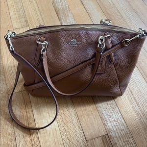 (NWOT) COACH | Kelsey Satchel in Pebble Leather